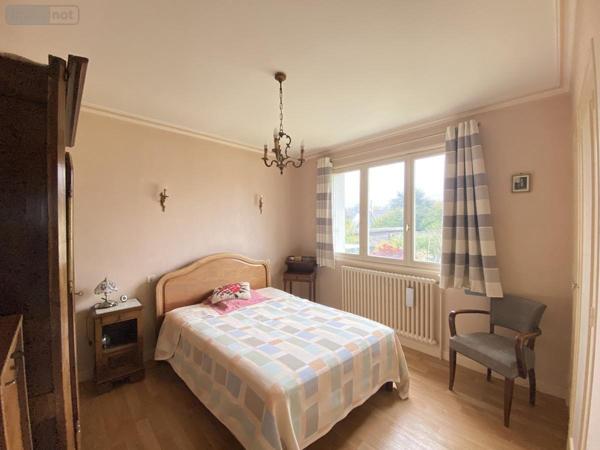 Maison à vendre à Loudéac dans les Côtes-d'Armor (22600), ref : 22110-2261