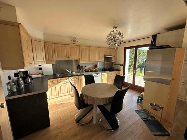 Maison 4 pièces - 82 m² Exclusivité efficity