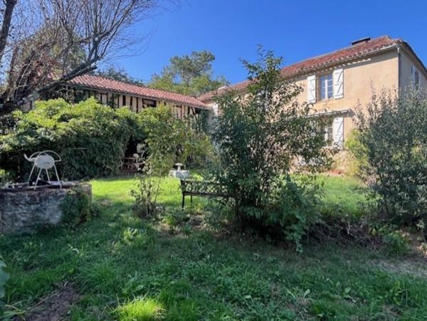 PLAISANCE DU GERS-MARCIAC, AUTHENTIQUE PROPRIETE RURALE 2 hecatares, sans voisin, sans vis à vis, un peu cachée et pourtant avec une jolie vue sur coteaux gascons