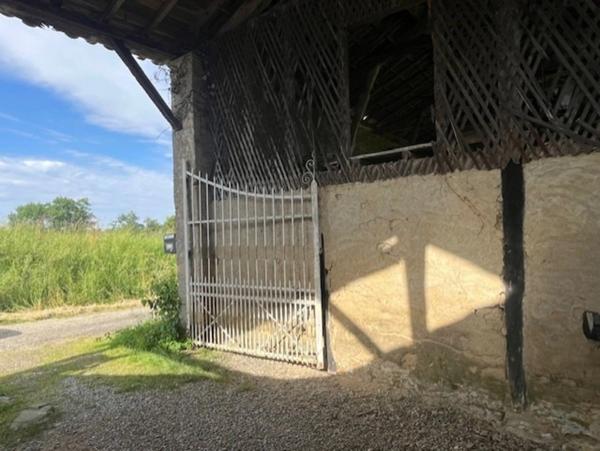PLAISANCE DU GERS-MARCIAC, AUTHENTIQUE PROPRIETE RURALE 2 hecatares, sans voisin, sans vis à vis, un peu cachée et pourtant avec une jolie vue sur coteaux gascons