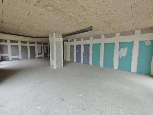 Location Boutique 132 59491 Villeneuve D Ascq 792359