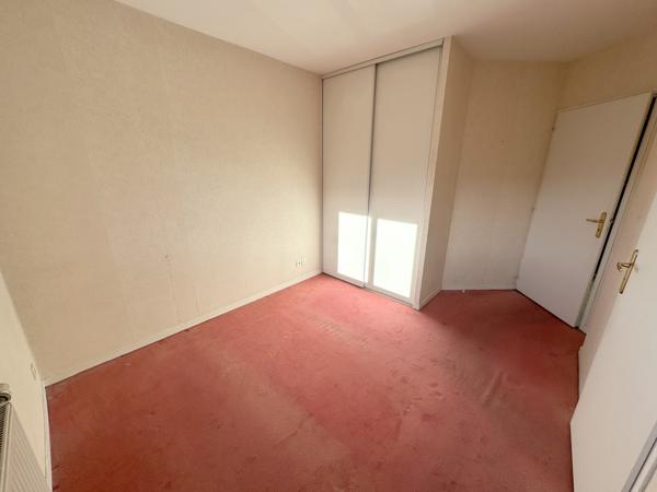 THYEZ - Appartement T2 + cave + garage