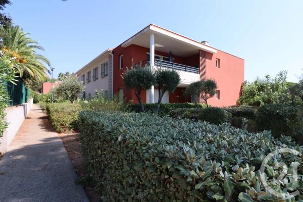 Appartement T3 à vendre  3 pièces - 74,47 m 2   ST RAPHAEL  - 83