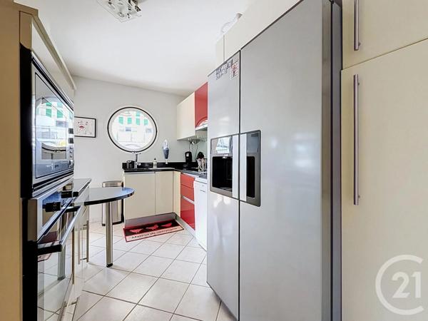 Appartement T3 à vendre  3 pièces - 74,47 m 2   ST RAPHAEL  - 83