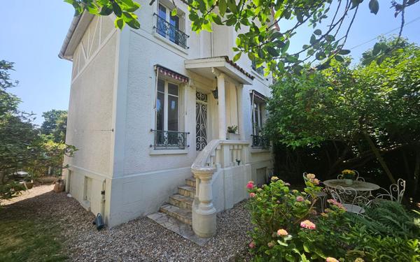 Maison à vendre    3 pièces • 61,07 m2 Créteil