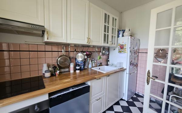 Maison à vendre    3 pièces • 61,07 m2 Créteil