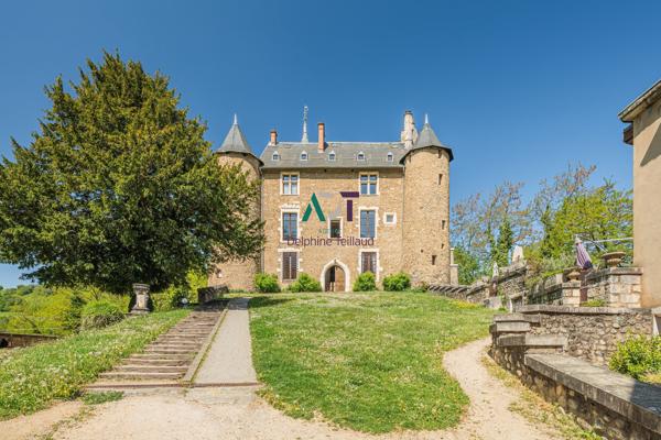 Appartement T5- Chateau Saint Martin d’Uriage