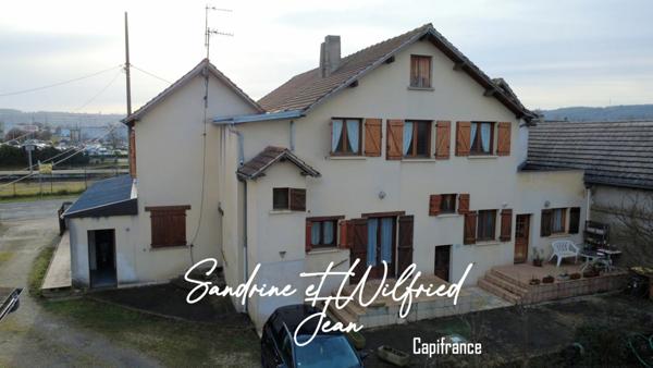 AUBEVOYE (27) - Maison 252m² + 2 maisons louées, 4 garages et dépendances