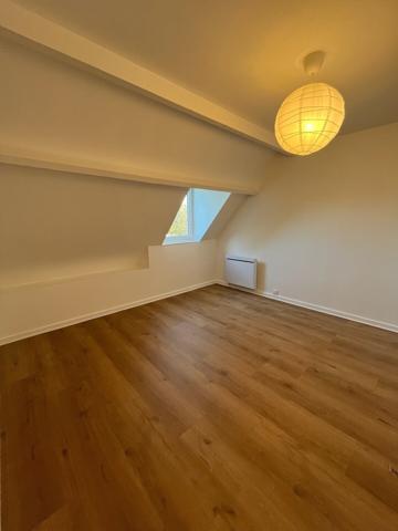 Beau pavillon traditionnel venant d'être rénové