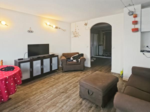 Massy (91300) CHAMBRE à louer au pied de la gare MASSY-PALAISEAU