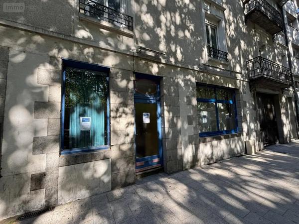 Location - Fonds et/ou murs commerciaux Laval 53000 3 pièces 70 m 2