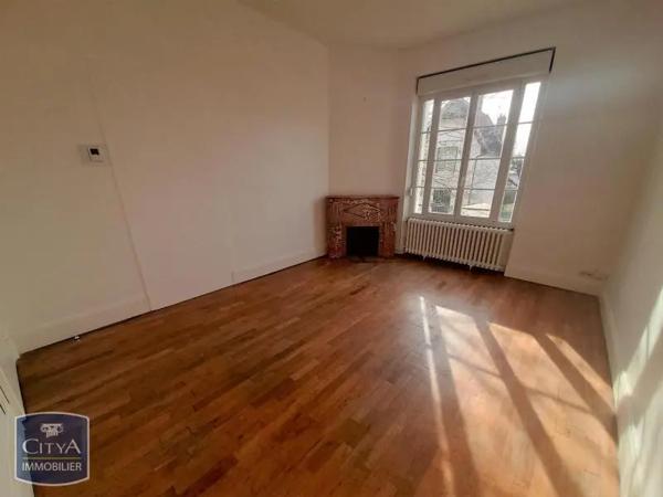 Appartement à louer 3 pièces 67.98m² Dijon (21000)