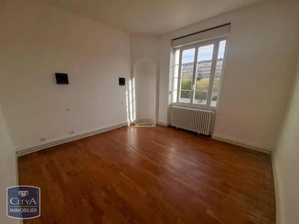 Appartement à louer 3 pièces 67.98m² Dijon (21000)