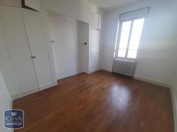 Appartement à louer 3 pièces 67.98m² Dijon (21000)