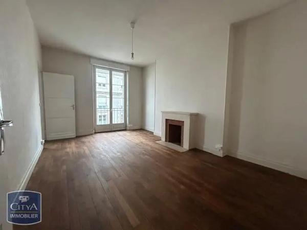 Appartement à louer 4 pièces 103m² Blois (41000)
