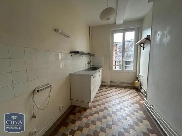 Appartement à louer 4 pièces 103m² Blois (41000)