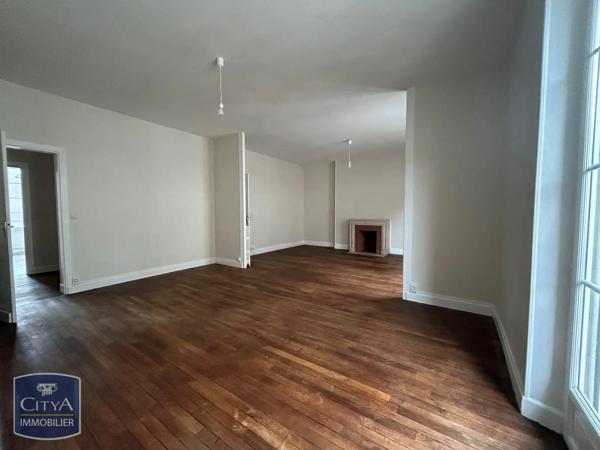 Appartement à louer 4 pièces 103m² Blois (41000)