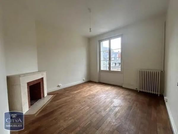 Appartement à louer 4 pièces 103m² Blois (41000)