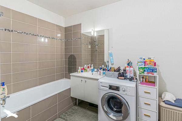Appartement à vendre 230 000 € Bruges 3 p 63 m² DPE C