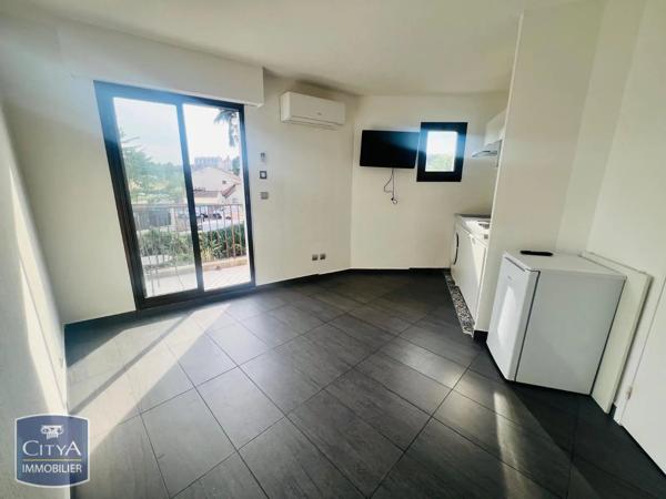 Appartement à louer 1 pièce 15.62m² Le Cannet (06110)
