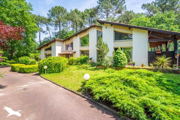 Maison 530 000 € Cestas 7 p 265 m² DPE D