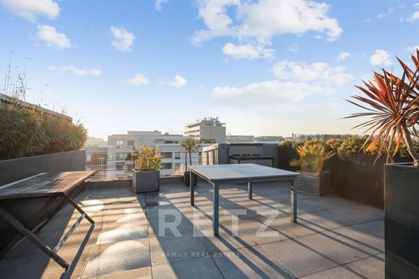 Duplex en dernier étage avec Rooftop