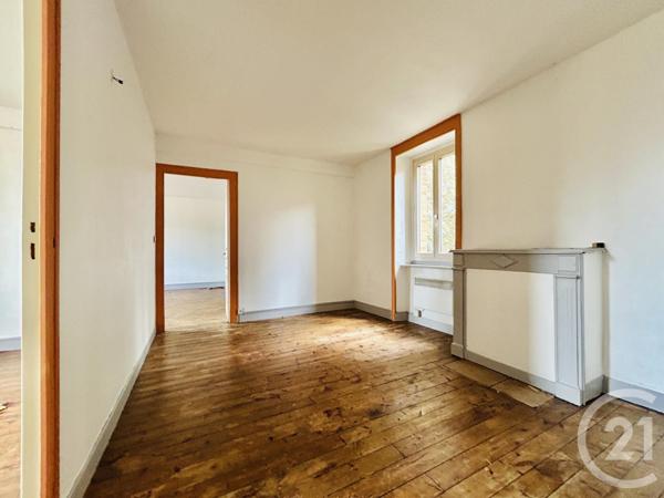 Maison à vendre  8 pièces - 191,17 m2 CHALUS - 87