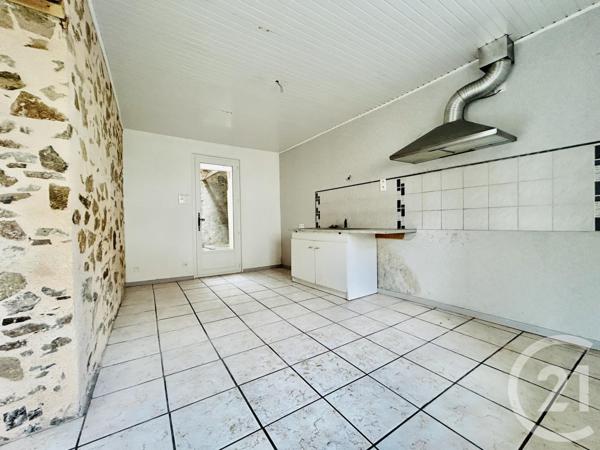 Maison à vendre  8 pièces - 191,17 m2 CHALUS - 87