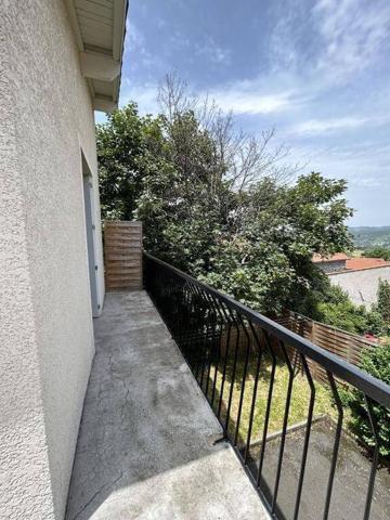 MONS - MAISON F3 - SECTEUR CALME, PROCHE CENTRE VILLE