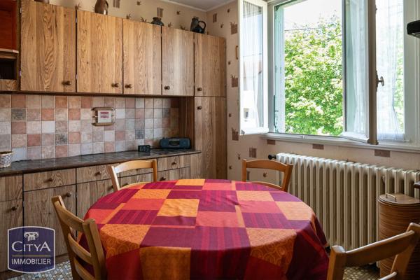Maison à vendre 4 pièces 76m² Saint-Doulchard (18230)
