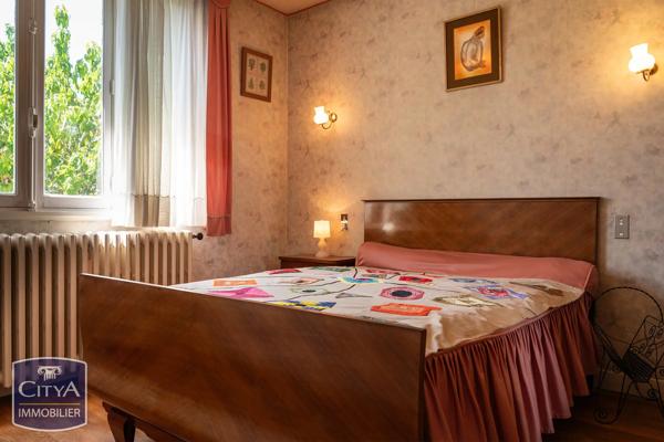 Maison à vendre 4 pièces 76m² Saint-Doulchard (18230)