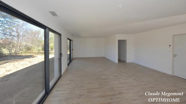 BELLE VILLA CONTEMPORAINE T5 AU CALME PROCHE DE LAVAUR