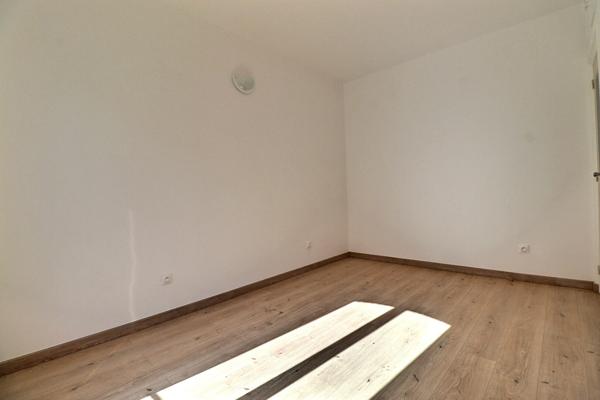 Aubervilliers Centre ? 2 pièces lumineux 28m² proche métro ? Appartement &Copropriété refaite à neuf