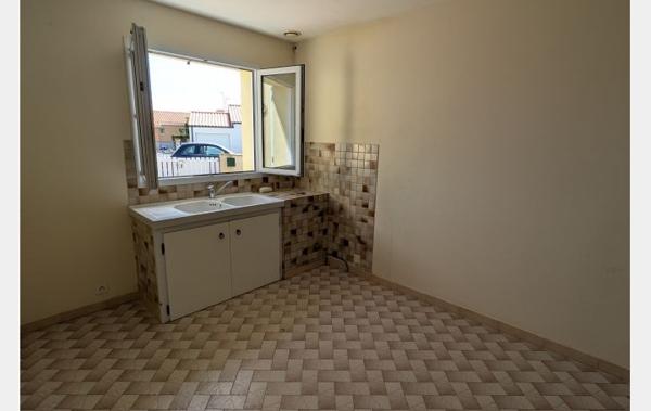 Vente Maison Tous commerces à rafraîchir Les sables-d'olonne