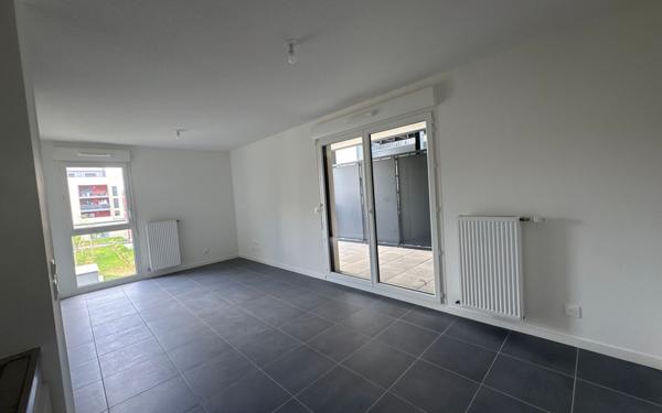 Appartement à vendre    3 pièces •  Pont-de-Chéruy