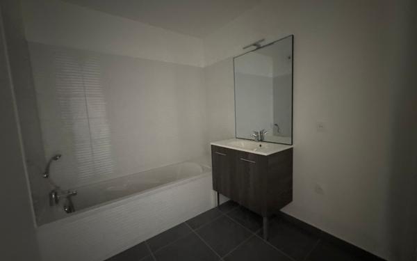 Appartement à vendre    3 pièces •  Pont-de-Chéruy