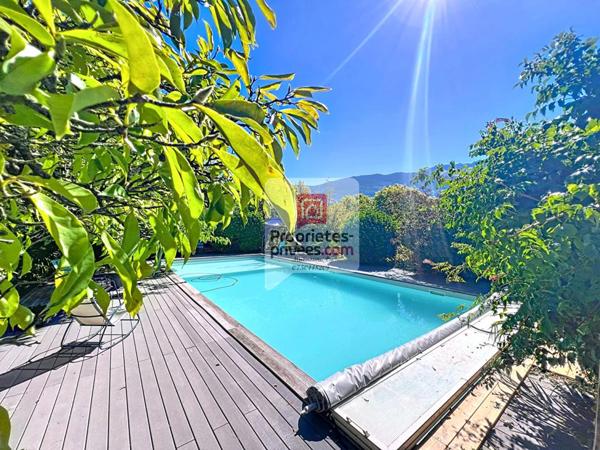 Maison, Gilly Sur Isère 15 pièces  353 m2 + dépendance de 200 m²