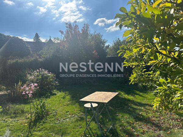 Maison en pierre, centre bourg à Caden !