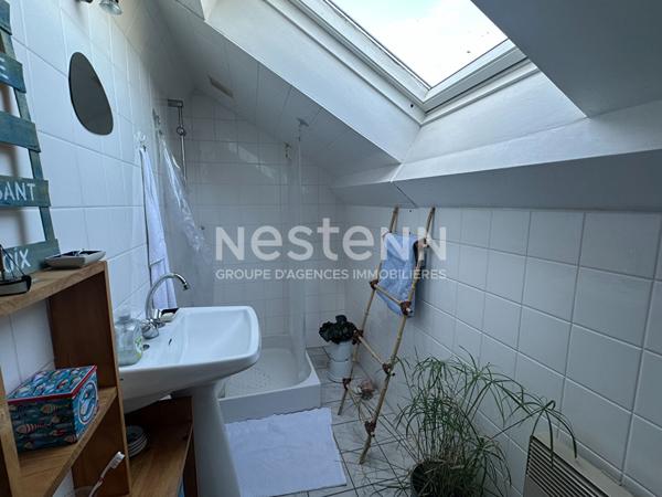 Maison en pierre, centre bourg à Caden !