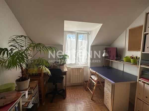 Maison en pierre, centre bourg à Caden !