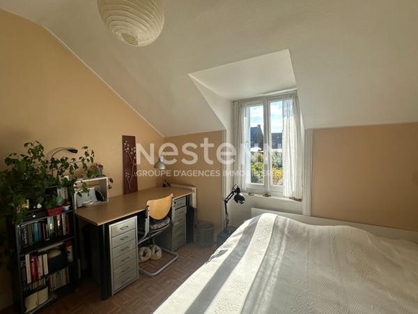 Maison en pierre, centre bourg à Caden !