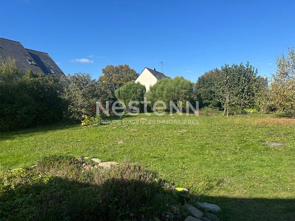 Maison en pierre, centre bourg à Caden !