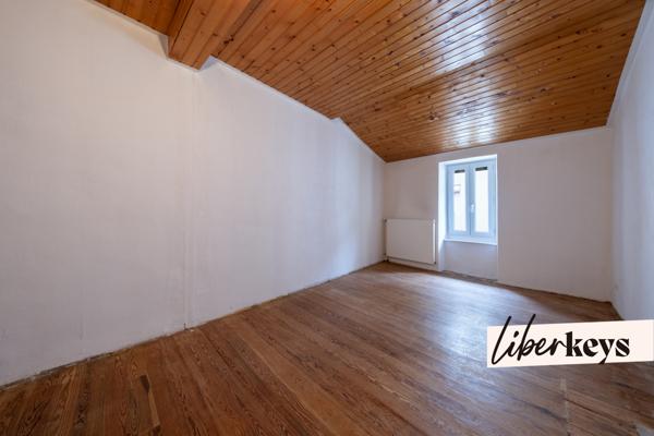 Maison 6 pièces 210m2