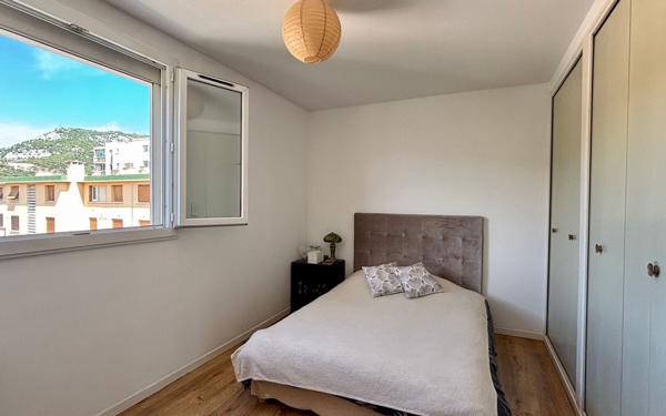 Appartement à vendre    2 pièces • 50 m2 Toulon