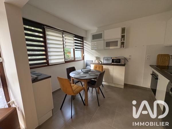 Location studio 26 m² Le Chesnay-Rocquencourt
