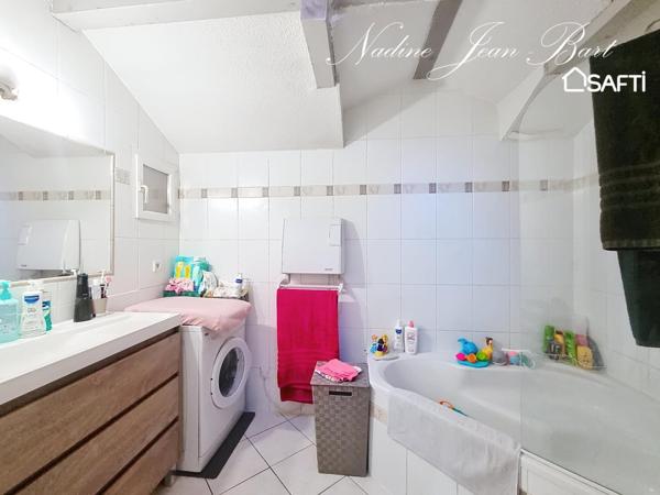 joli T4 lumineux au dernier étage d'une résidence calme