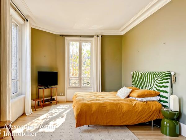 Maison de caractère indépendante entièrement rénovée quartier Péreire