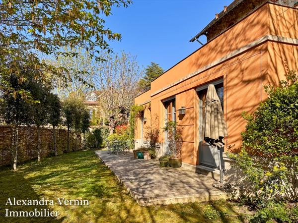 Maison de caractère indépendante entièrement rénovée quartier Péreire