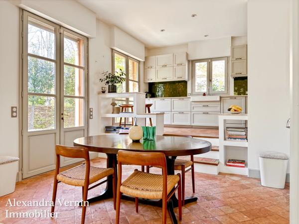 Maison de caractère indépendante entièrement rénovée quartier Péreire