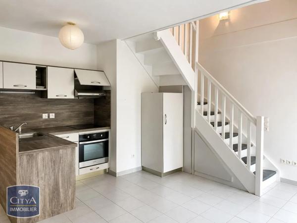 Appartement à louer 4 pièces 73.35m² Arcachon (33120)